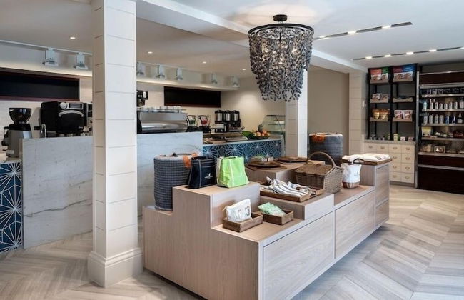 Ritz Carlton - Photo 27