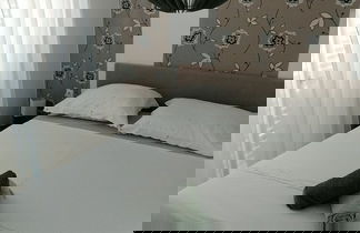 Photo 2 - Impeccable 2-bed Apartment in Rab