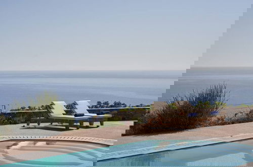 Foto 13 - Breathtaking Views 4 Bedroom Villa