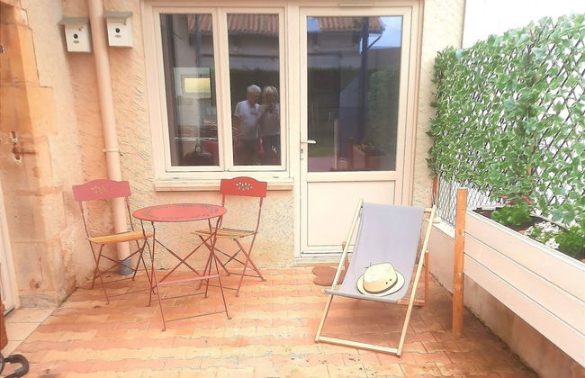 Cosy Holiday Home in Bergerac With Terrace - Foto 14