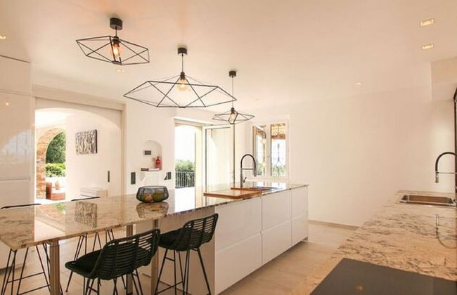 Majestic Holiday Home in Grimaud With Private Pool - Foto 6