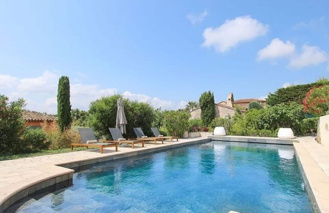 Majestic Holiday Home in Grimaud With Private Pool - Foto 1