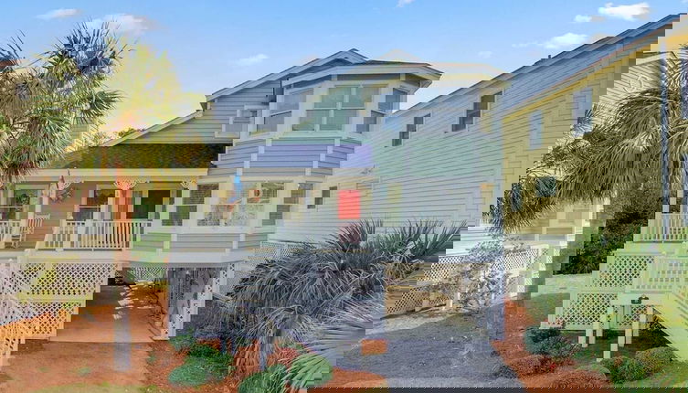 Foto 1 - 55 Pelican Bay by Avantstay Easy Beach Access, Shared Pool, Lagoon Fishing