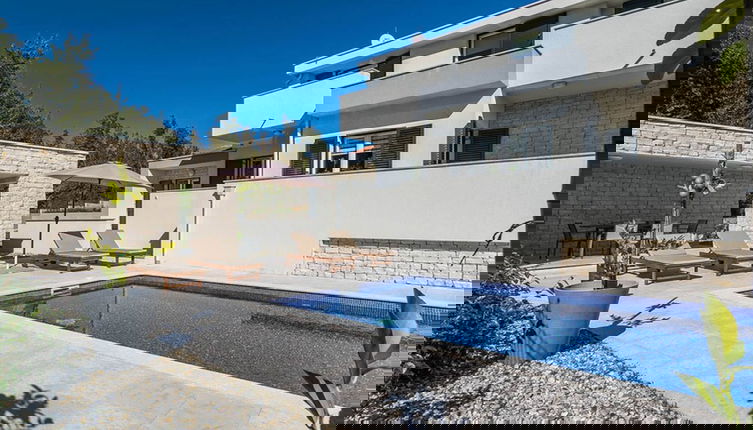 Foto 1 - Villa Adrimar Comfortable Holiday Residence