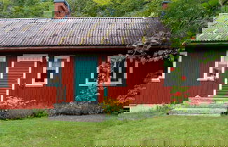 Foto 1 - 6 Person Holiday Home in Dalskog
