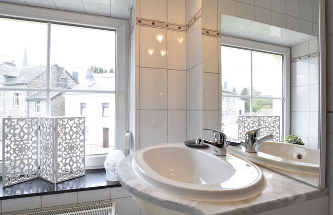 Family Home in Sainte ode - Foto 16