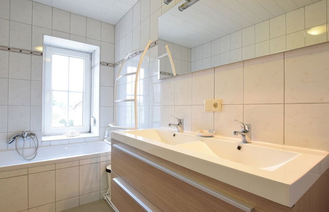 Family Home in Sainte ode - Foto 19