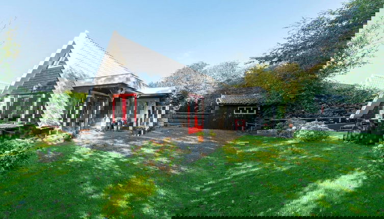 Foto 1 - Elegant Villa With Garden