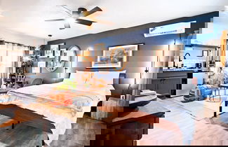 Photo 1 - Retro Studio Huge Shower 3min-asian Dist