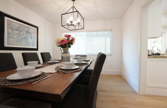 Coming Mid-April 2023! Beautifully upgraded two-story home with backyard oasis - Foto 21