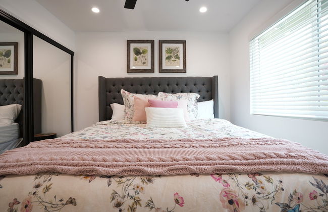 Coming Mid-April 2023! Beautifully upgraded two-story home with backyard oasis - Foto 5