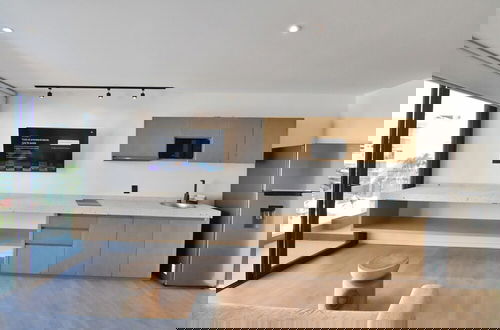 Foto 31 - Kumaru Suites by The Spot Rentals