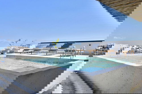 Foto 53 - Kumaru Suites by The Spot Rentals