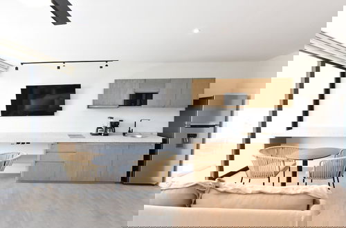 Foto 4 - Kumaru Suites by The Spot Rentals
