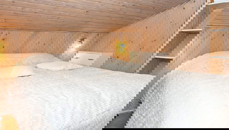 Foto 1 - 6 Person Holiday Home in Knebel