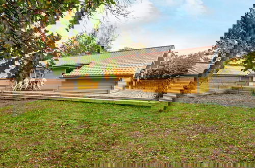 Foto 20 - 6 Person Holiday Home in Knebel