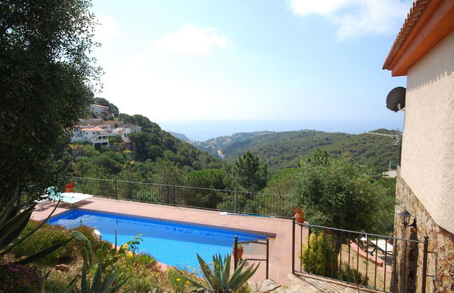 Cozy Villa in Lloret de Mar With Private Swimming Pool - Foto 17