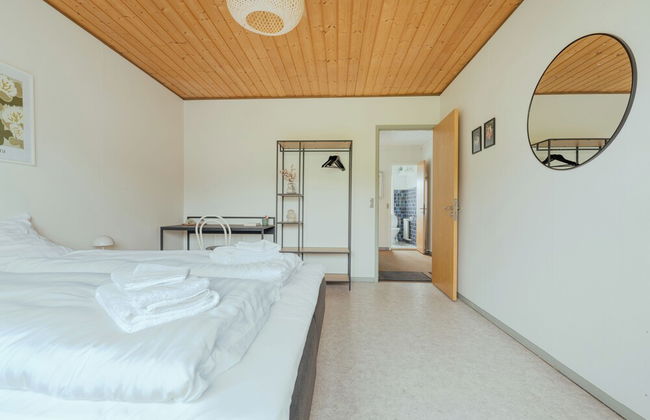 Guesthouse In Tórshavn Centre - Photo 9