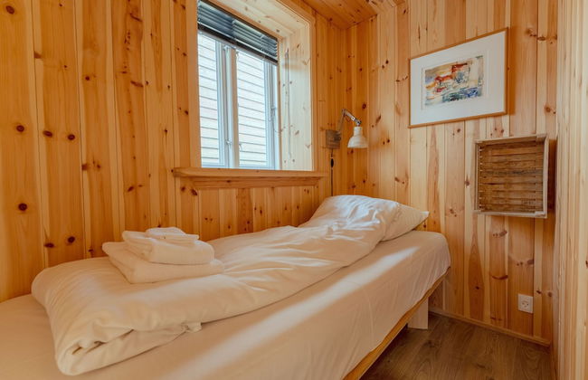 Lítlastova | A Charming Boathouse Getaway - Photo 7