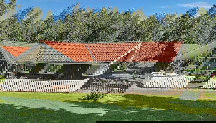 Foto 1 - 6 Person Holiday Home in Graested