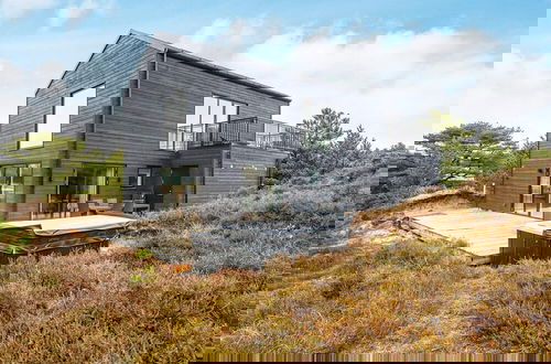 Foto 34 - 10 Person Holiday Home in Romo