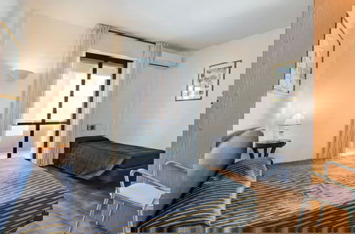 Foto 3 - Apartment in Northern Zone of Riccione, 150 Meters From the sea