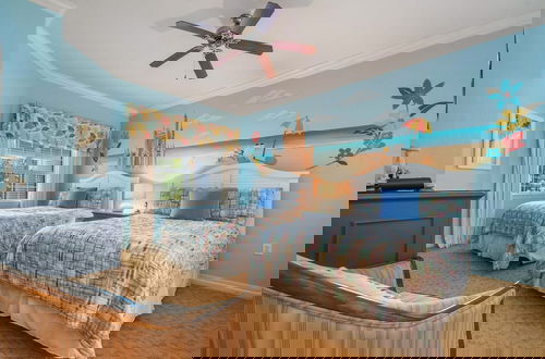 Foto 7 - 5 Star Resort Luxury Villa Very Close To Disney 3 Bedroom Villa by RedAwning