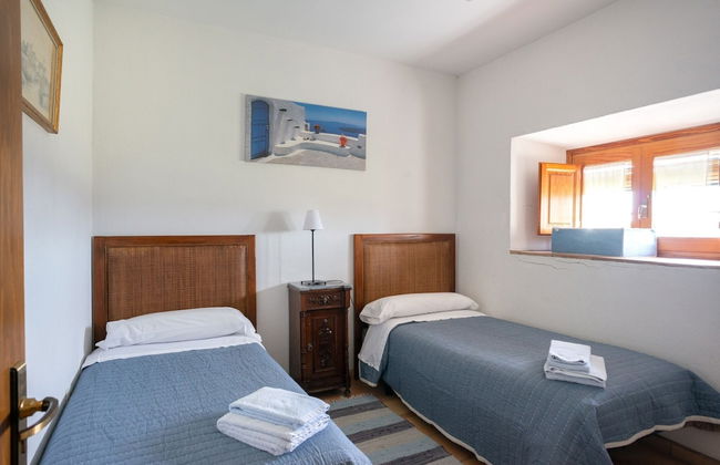 Vibranr Holiday Home in Aiguaviva With Swimming Pool - Foto 16