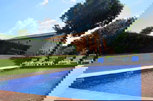 Foto 1 - Vibranr Holiday Home in Aiguaviva With Swimming Pool
