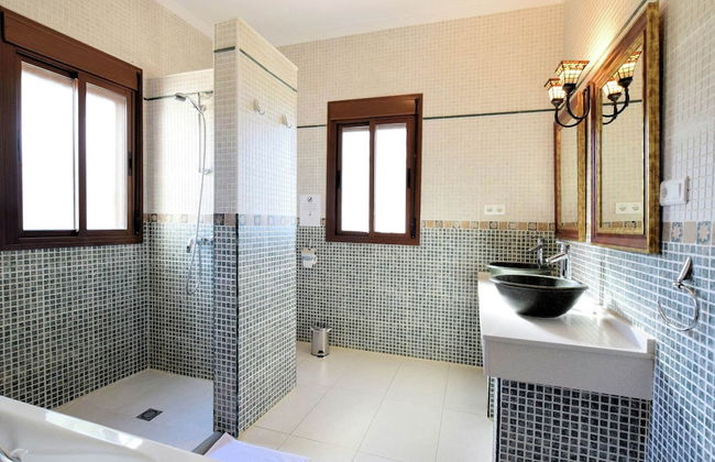 Comfortable Luxury Villa With Private Swimming Pool - Foto 18