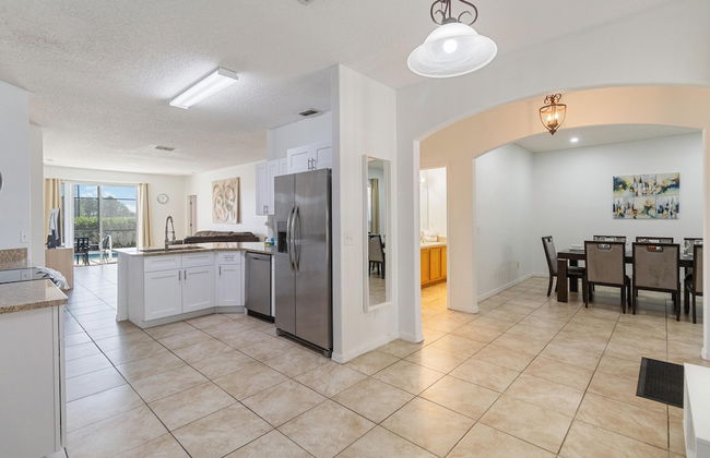 5/3 Pool Home Located in Sunset Ridge Community! - Foto 8