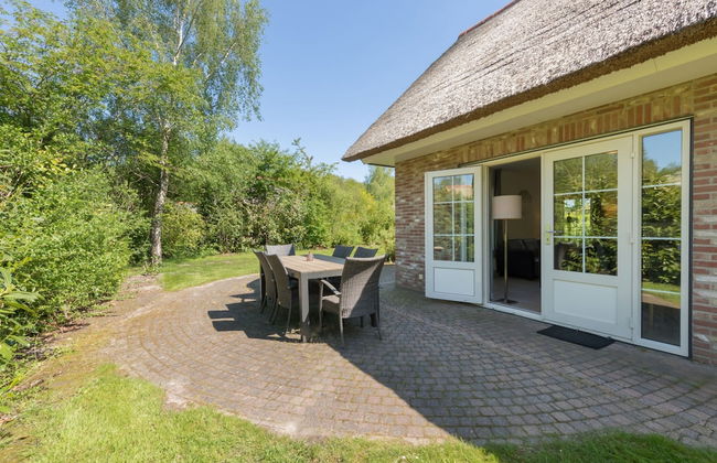 Great Thatched Villa With Solarium, in a National Park - Foto 23
