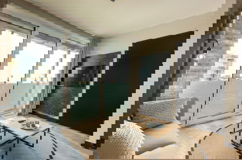 Foto 7 - Modern Apartment With Dishwasher, Beach 100m