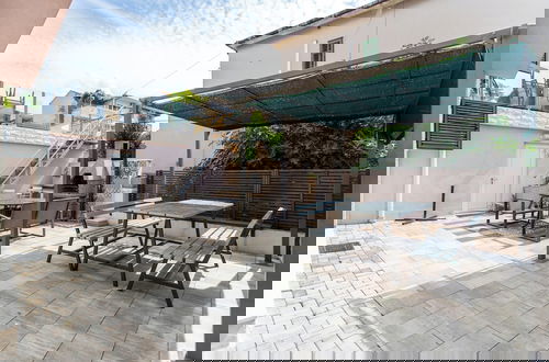 Foto 1 - Beautiful Luxury House w sea View & Outside Space