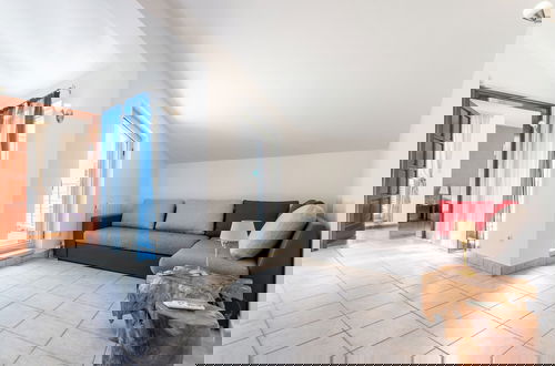 Foto 18 - Beautiful Luxury House w sea View & Outside Space