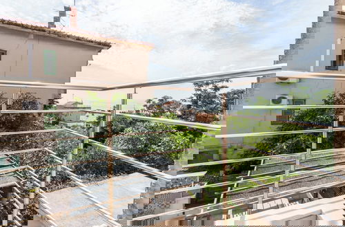 Foto 41 - Beautiful Luxury House w sea View & Outside Space