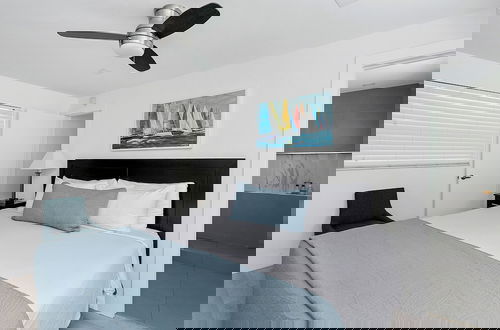 Photo 3 - ULTRA Spacious apt Steps From the Beach
