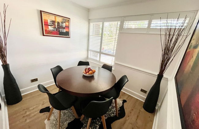 Newly Refurbished 3 bed Flat , Free Parking - Foto 29