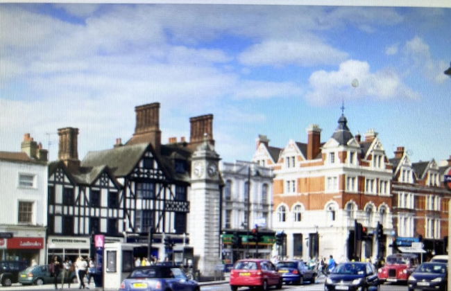 Newly Refurbished 3 bed Flat , Free Parking - Foto 19