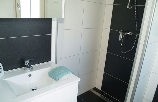 Modern Chalet Only 12 km. From Elburg - Photo 8