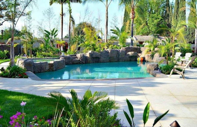Incredible Estate 5 Bedrooms 3 Bathroom W/resort Style Rock Pool & Jacuzzi - Foto 1