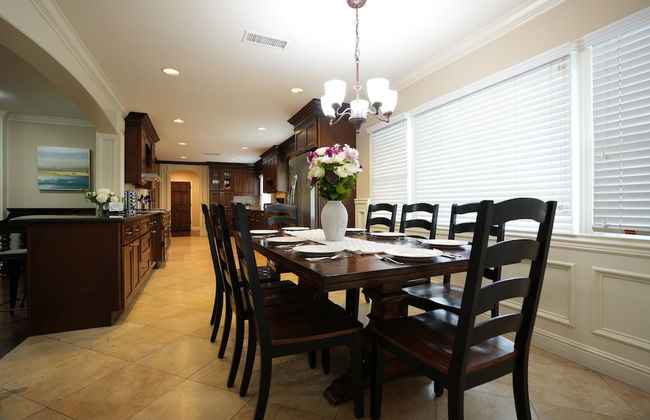Incredible Estate 5 Bedrooms 3 Bathroom W/resort Style Rock Pool & Jacuzzi - Foto 13