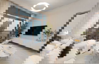 Foto 1 - Maison Privee - Modern Living w/ Premium Amenities close to Marina