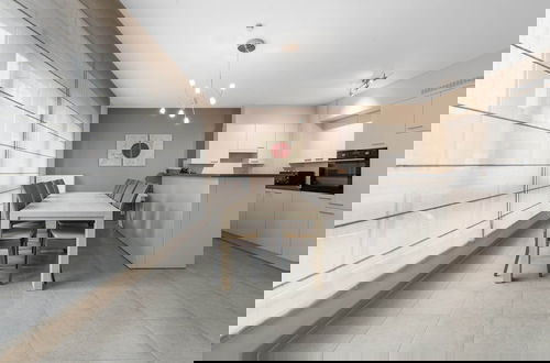 Photo 1 - Spacious Ground Floor Apartment for Family