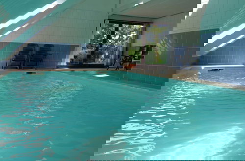 Foto 19 - Villa in Filot With Indoor Pool