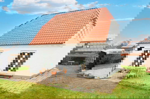Foto 1 - 6 Person Holiday Home in Albaek