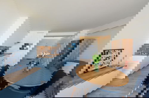Foto 8 - Appealing Apartment With Sea-view