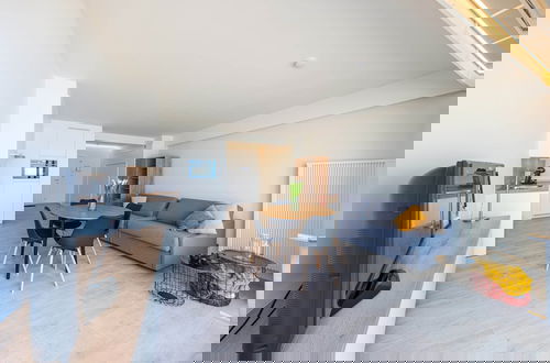 Foto 13 - Appealing Apartment With Sea-view