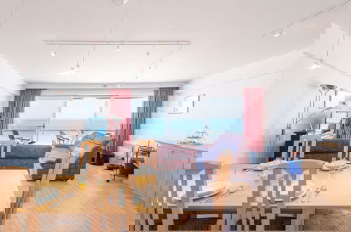 Foto 15 - Bright Apartment With Sea-views