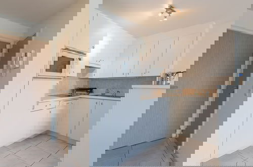 Foto 7 - Bright Apartment on the 5th Floor